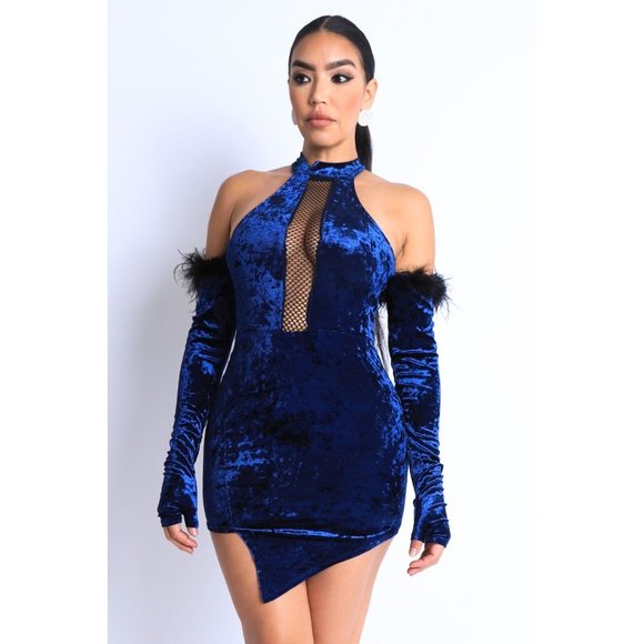 Women's Feather Detailed Crushed Velvet Cold Shoulder Night Club Party Dress - Picture 6 of 16
